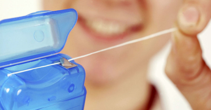 В помощь хозяйке: 10 неожиданных лайфхаков с зубной нитью