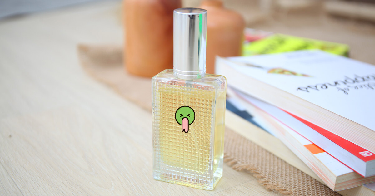 Что делать, если тебе подарили неподходящий аромат: 3 способа применения, которые помогут влюбиться в парфюм