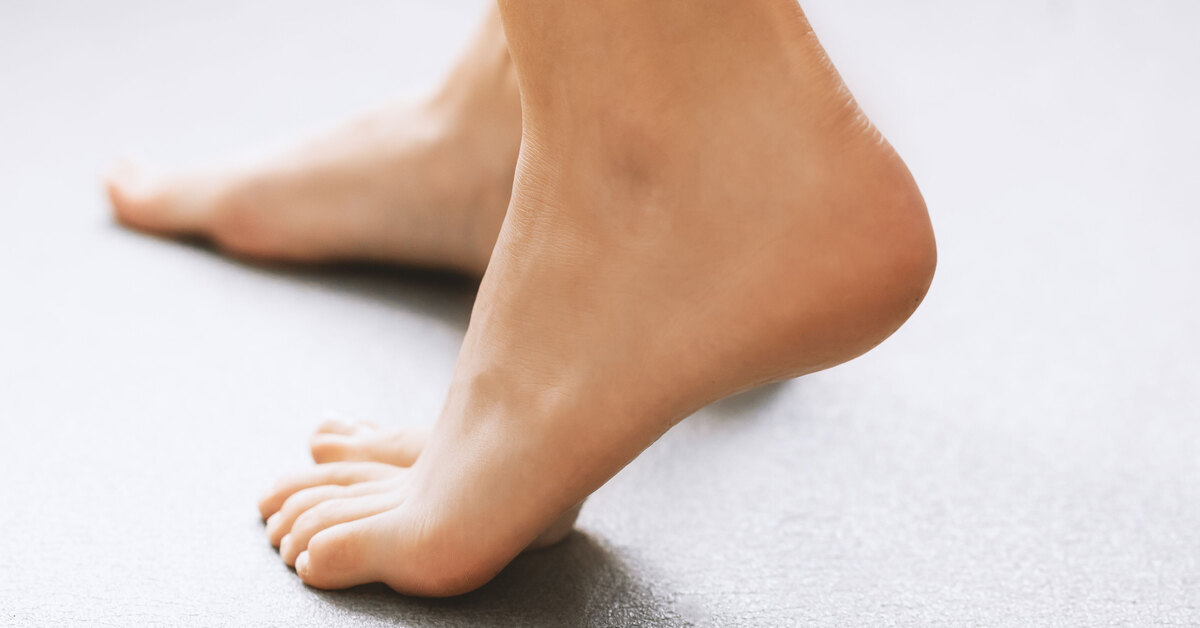Как сохранить здоровье ногтей на ногах: эксперты рассказали о 3 главных хитростях