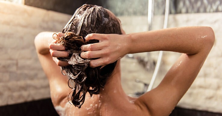 Правильный уход за поврежденными волосами в домашних условиях