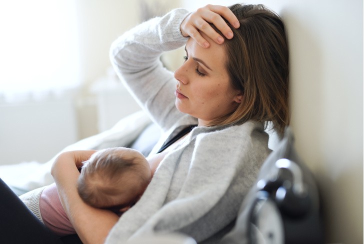 Гипнотерапевт советует: как прекратить детский плач, используя только голос