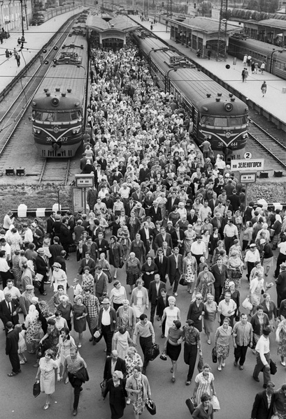 Как пропавший советский поезд с детьми возник 40 лет спустя на питерском вокзале? Мистическая история, у которой нет разгадки