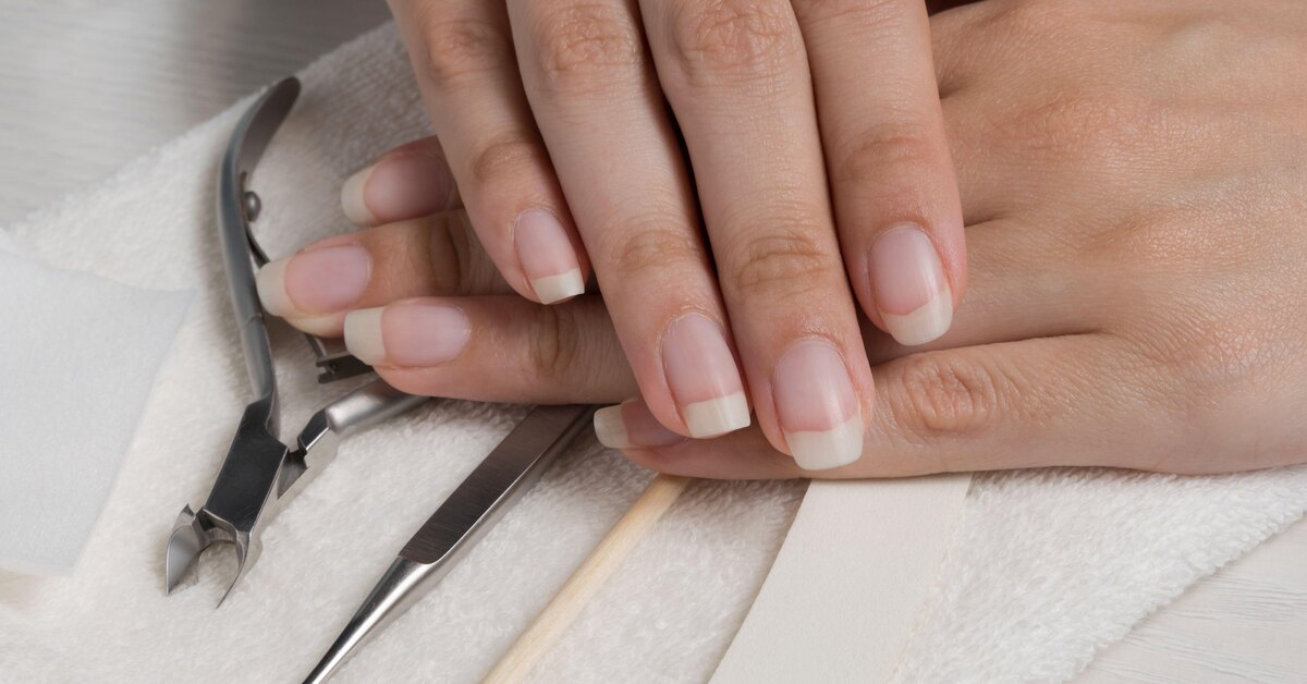 Как бороться со старением ногтей и когда начинать это делать: советы экспертов