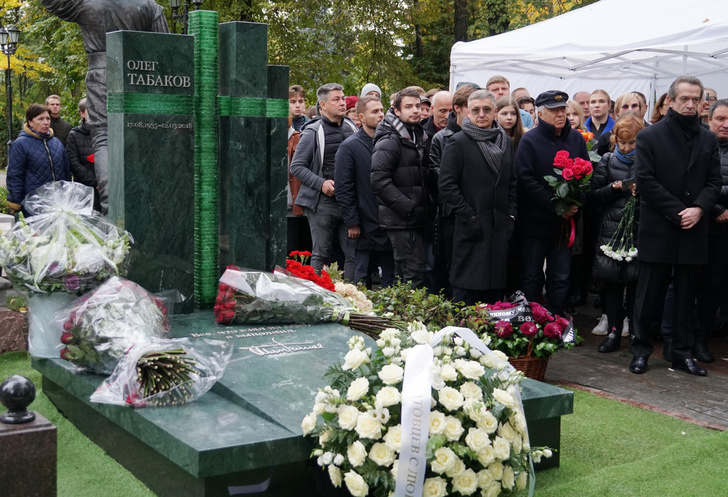 Даже не пришла на могилу к отцу: почему дочь Табакова не смогла простить его измену