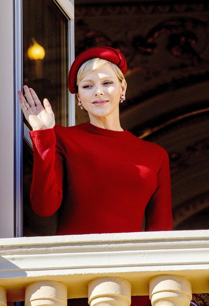 Кейт Миддлтон сбежала из дворца как два года назад княгиня Монако: вернут ли ее назад?