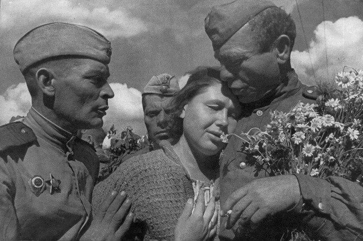 Этот День Победы: как советский народ жил, любил и ждал все 1418 дней войны
