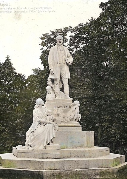 Памятник Игнацу Филиппу Земмельвейсу в Будапеште